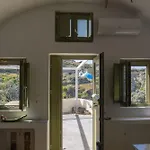 Sunlight Cave Agrilia Casa vacanze *