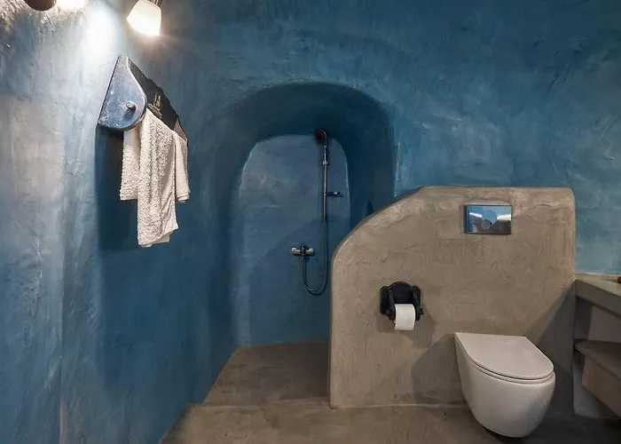 Sunlight Cave Agrilia Thirassía