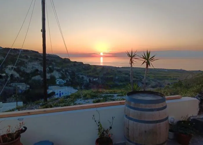 Sunlight Cave Agrilia Thirassía