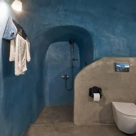 Sunlight Cave Agrilia Thirassía