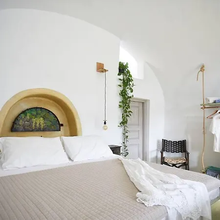 Holiday home Sunlight Cave Agrilia *