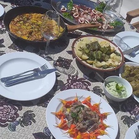 Sunlight Cave Agrilia Hébergement de vacances