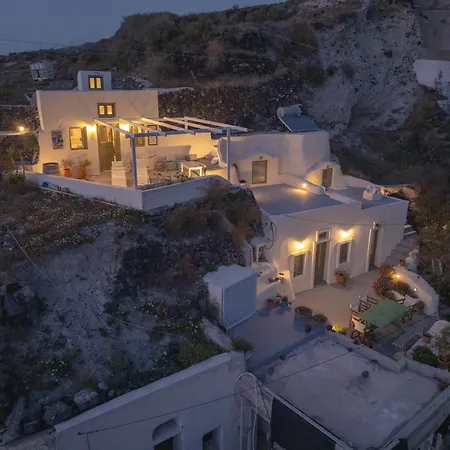 Sunlight Cave Agrilia Holiday home