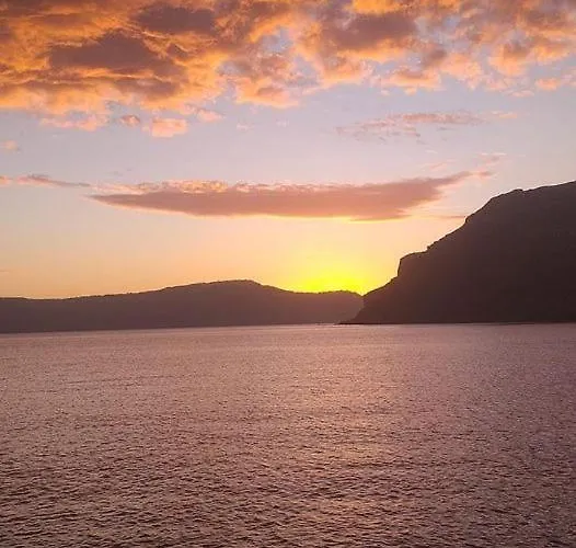 Sunlight Cave Agrilia Vakantiehuis Thirasia