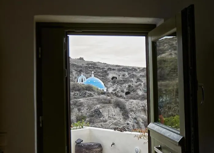 Sunlight Cave Agrilia