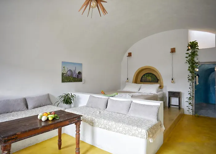 Sunlight Cave Agrilia Vakantiehuis *