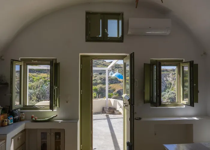 Sunlight Cave Agrilia Vakantiehuis *